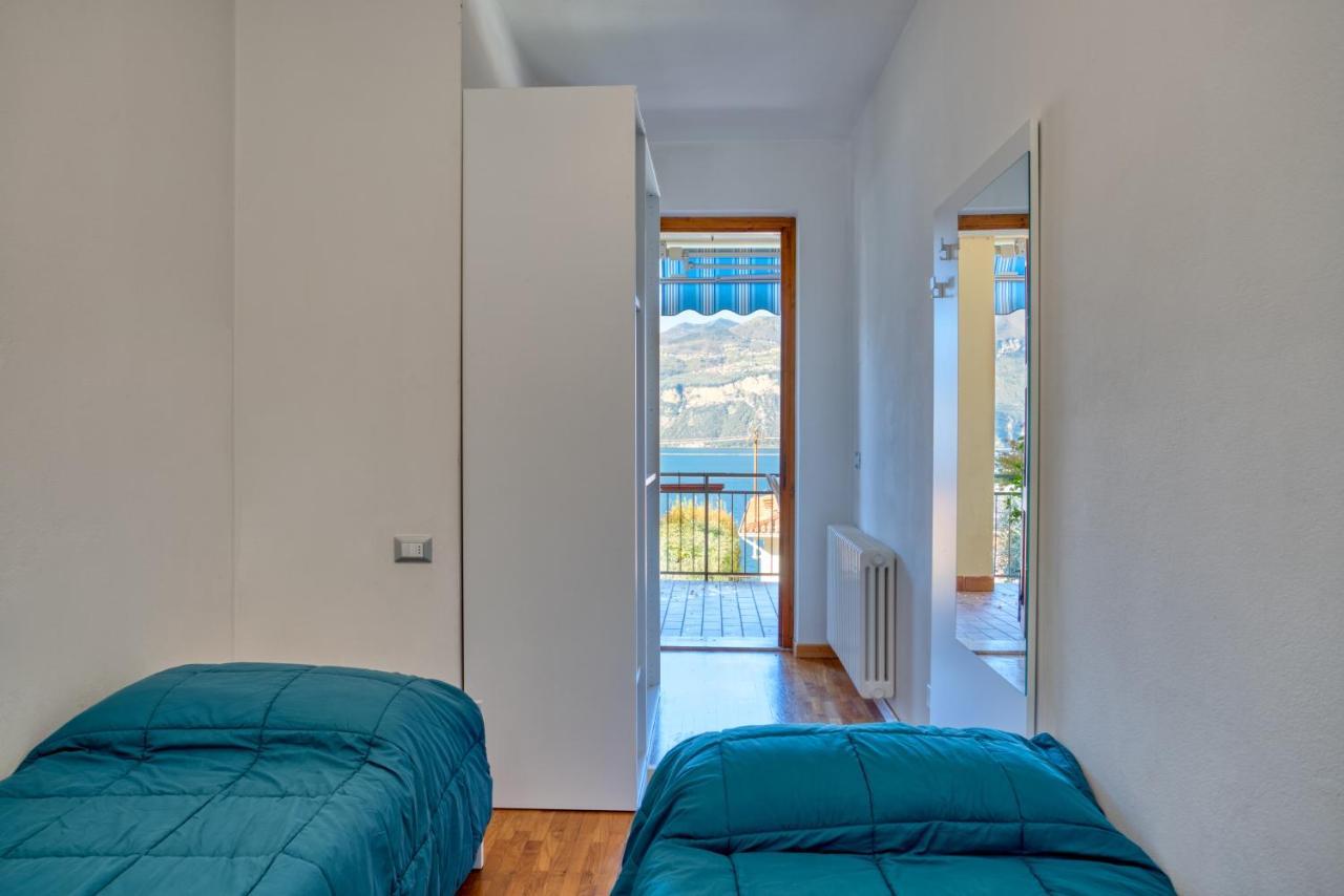 Casa Maya Brenzone sul Garda Eksteriør billede