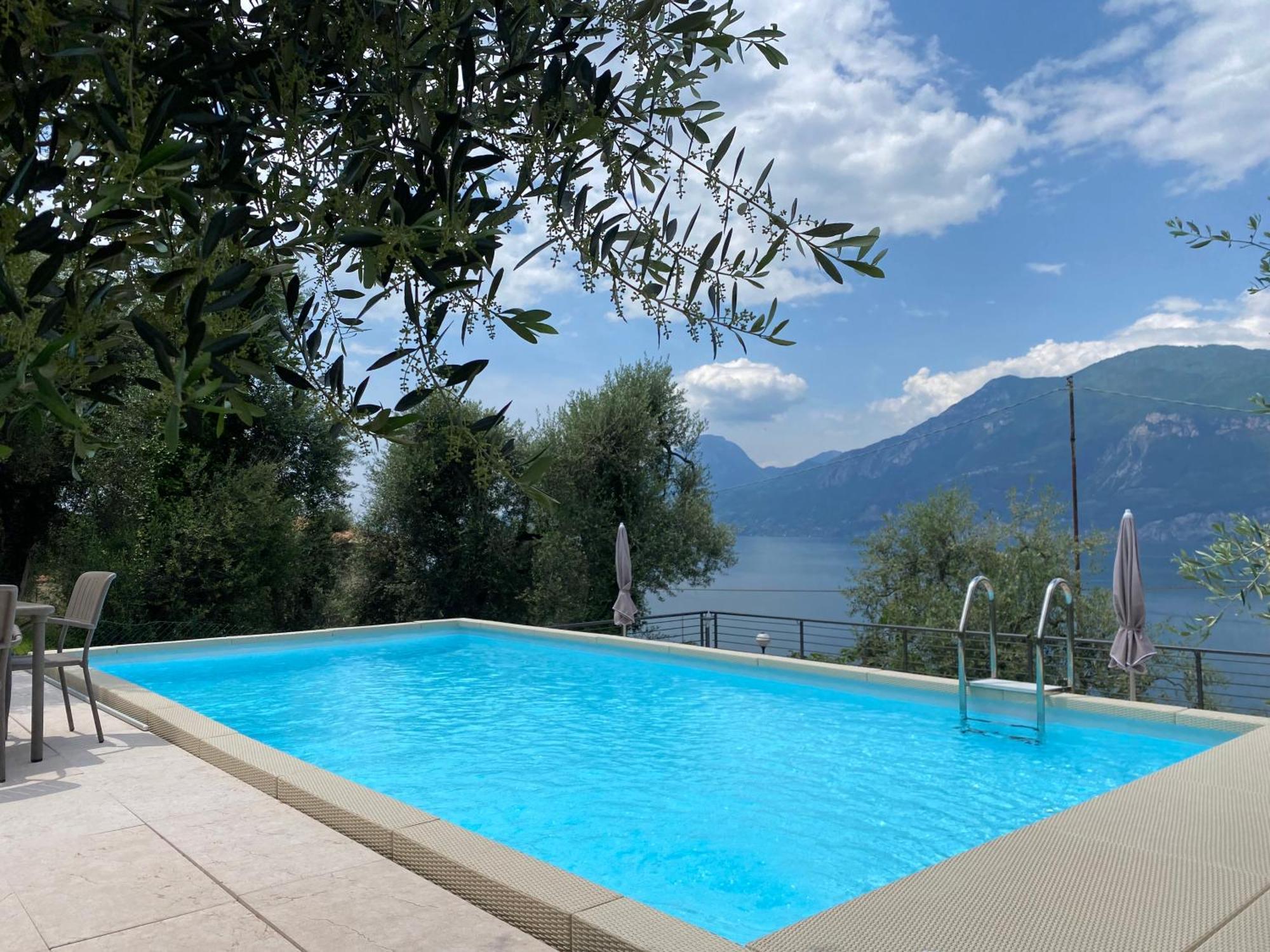 Casa Maya Brenzone sul Garda Eksteriør billede